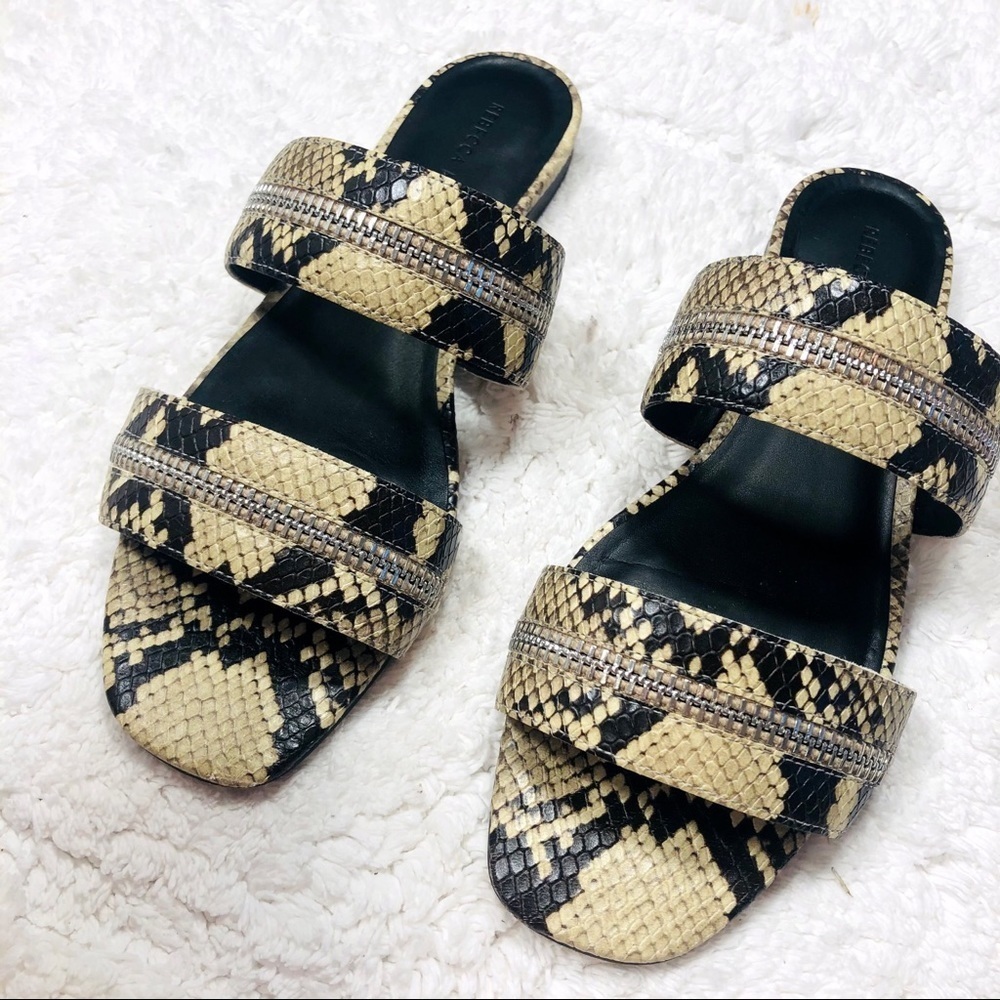 🔥 Rebecca Minkoff snakeskin leather slip on sandals sz7.5